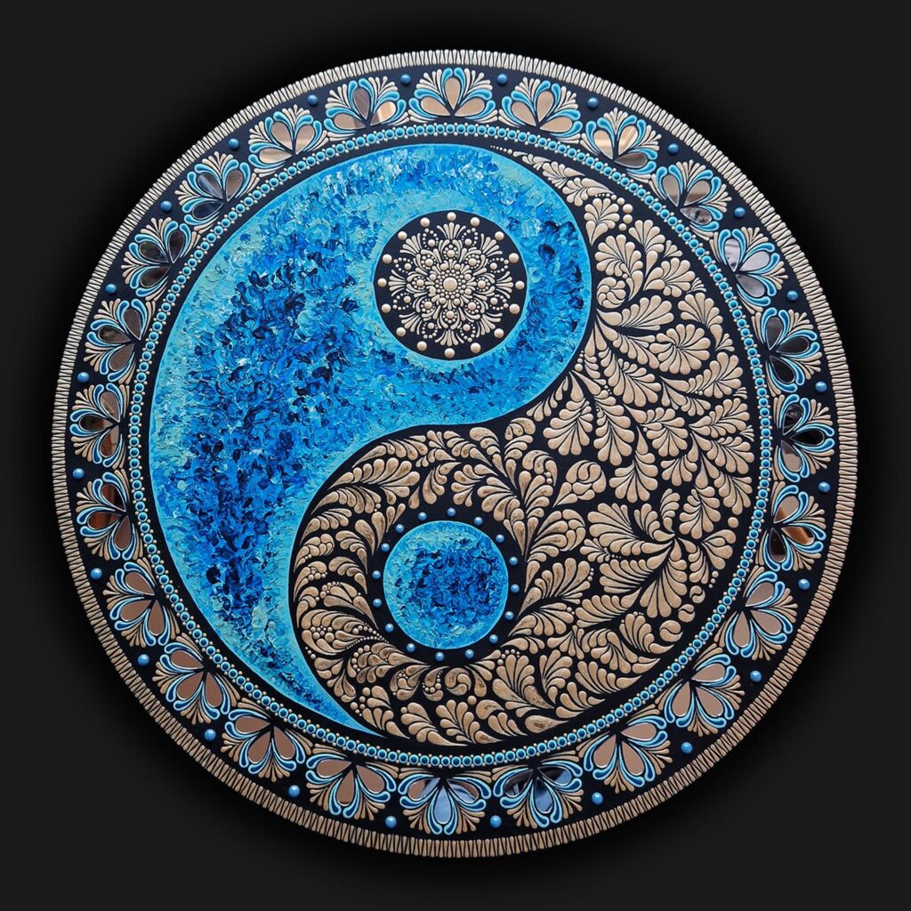 Niebieska mandala yin yang Głębia Spokoju - ręcznie malowany obraz na czarnym tle